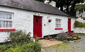 Tosses Cottage - Secluded Cottage With Hot Tub